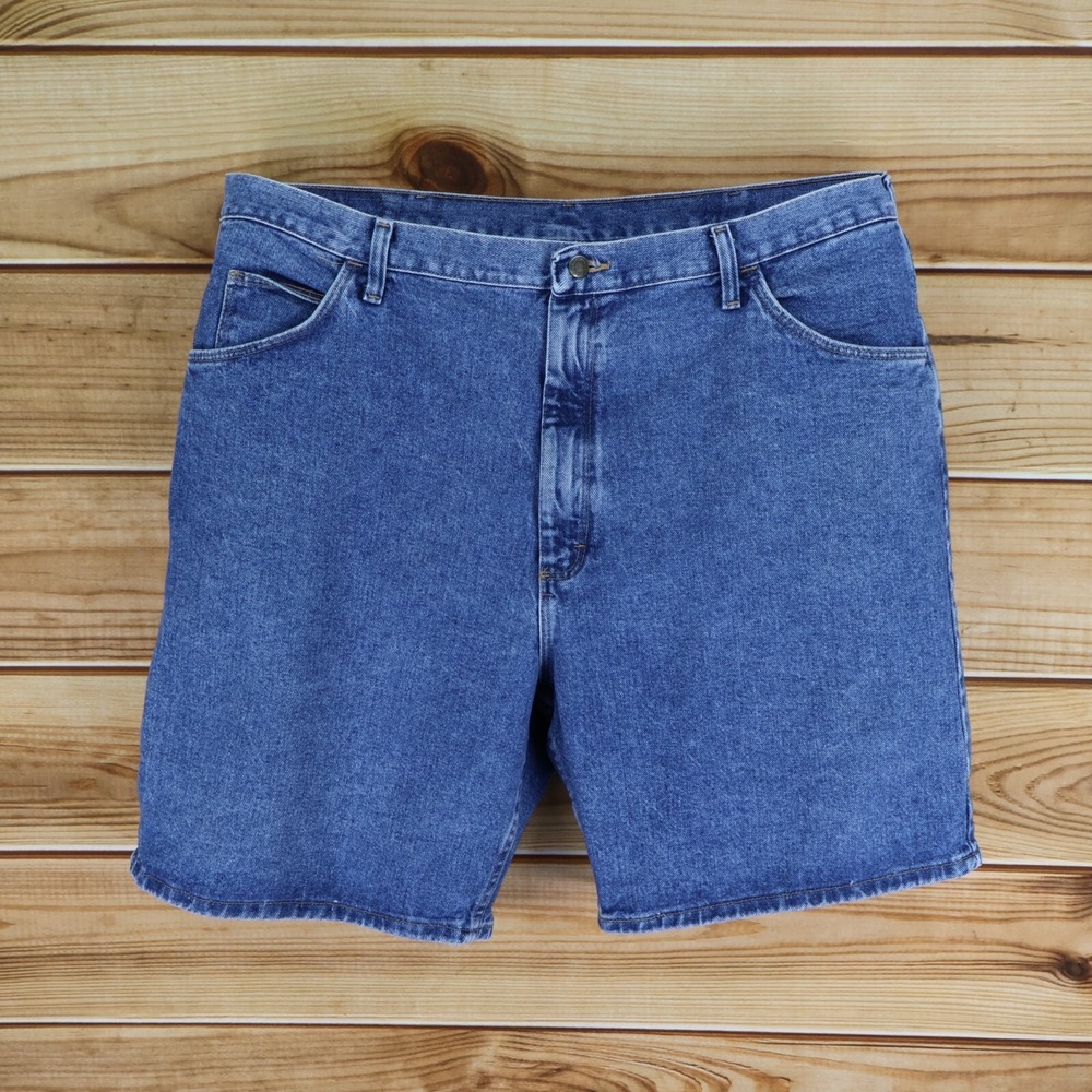 Wrangler Jean Shorts Mens 42 Blue Medium Wash Denim 100% Cotton Premium Quality